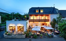Johannishof Wein-Café&Gästehaus